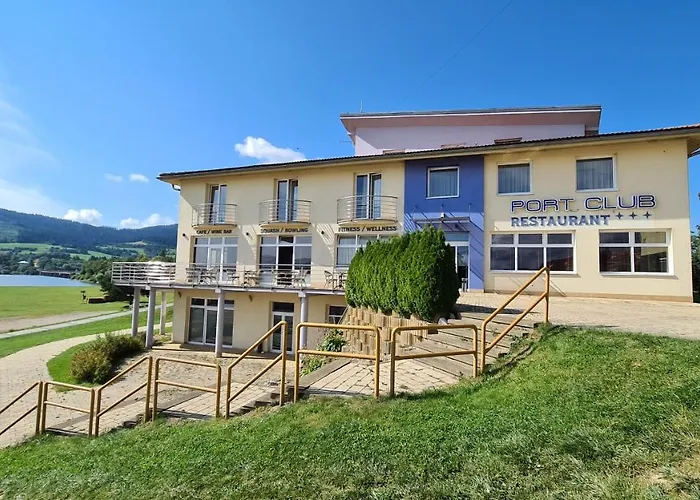Port Club Pension & Restaurant