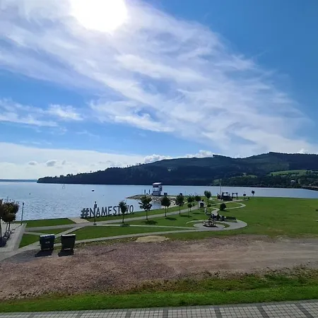 Port Club Pension & Restaurant Namiestów Zewnętrze zdjęcie